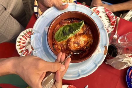 Old Town Sorrento Food Tour with 6+ Locals Favorites Dishes