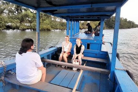 Private Banh It Tower and Con Chim Private Cultural Eco Adventure