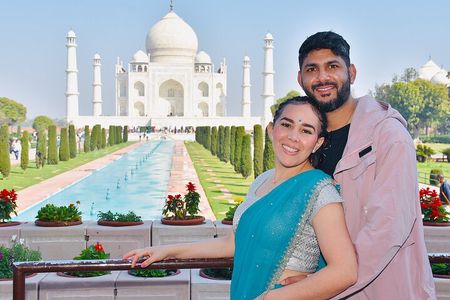 Taj Mahal at Sunrise and Agra Day Private Tour from Delhi