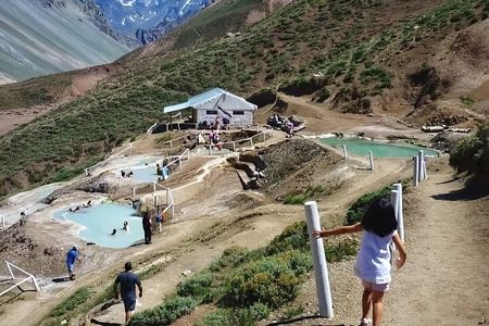 Private Getaway to Maipo Cajon, Thermal Baths and The Gypsum Reservoir