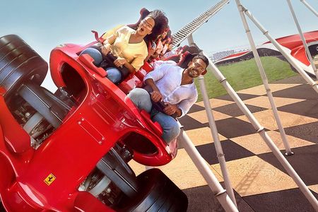Abu Dhabi Tour from Dubai: Sheikh Zayed Mosque & Ferrari World !