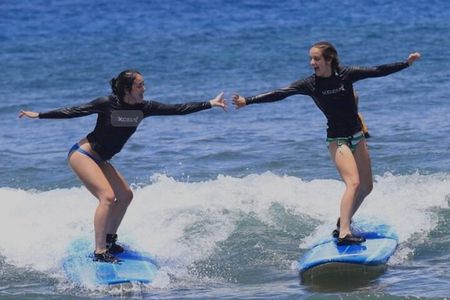 Waikiki Surf Lesson (Hawaiian Boy Surf School)