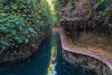 Tour Hacienda and Cenotes Mucuyché with Guided Tour in Oxkintok
