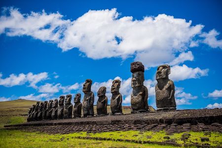 Easter Island Full-Day Tour: Ahu Tongariki, Rano Raraku and Anakena Beach
