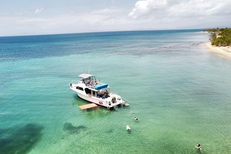 Private Charter - Icacos Island Snorkel and Boat Tour