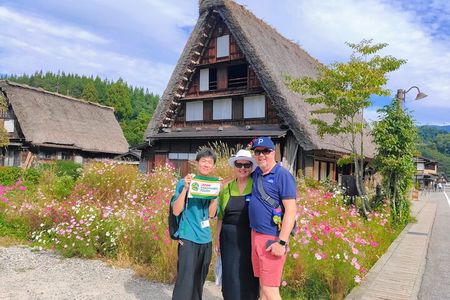 World Heritage Shirakawa-go Perfect Guided Tour from Kanazawa