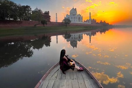 6-Day Golden Triangle with Fatehpur Sikri and Abhaneri Stepwell