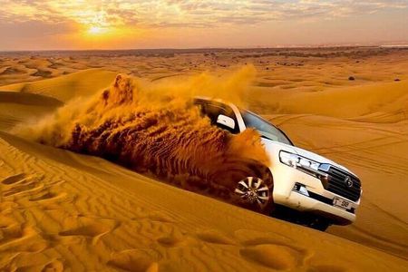 Dubai Premium Desert Safari with BBQ Dinner in Red Dunes