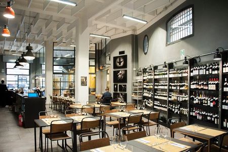  Unique Wine Tasting in Enoteca in Rome San Pietro Area