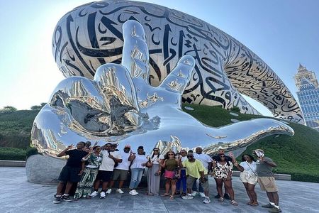 Dubai Trio: Desert Safari, ,Dubai City Tour & Dhow Cruise Dinner