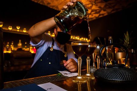 Hidden Cocktail Crawl in Chinatown