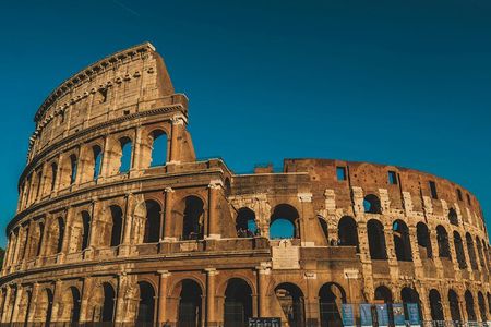 Guided Tour of Colosseum, Roman Forum & Palatine Hill in Rome