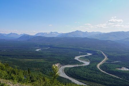 Mountain Hiking Tour in Denali