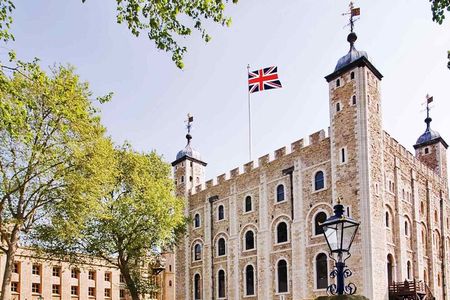 British Royalty Walking Tour & Visit the Tower of London