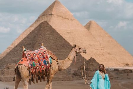 Giza Pyramids, Sakkara Pyramid, Memphis Old City with Private Expert Guide