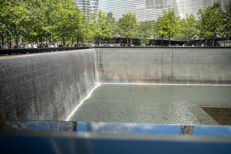 9/11 Memorial and Ground Zero Tour with Museum Tickets