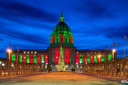 San Francisco Holiday Lights Tour with Ghirardelli Hot Chocolate