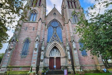 Loch Ness,cawdor castle,inverness,Culloden battlefield,& more from invergordon