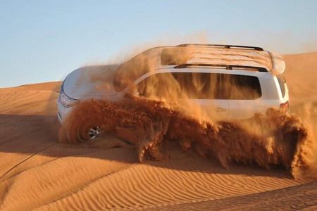 Dubai Evening Private 4x4 Dunes Bashing Desert Safari & Sunset 