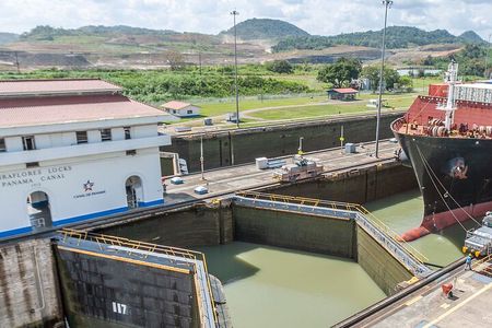 Private Tour to Panama Canal Locks Miraflores