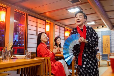 Yakatabune Dinner Cruise & Tokyo Tower& Japan Festival Dance Show