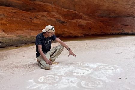 Bungle Bungle day trek from Halls Creek - Fly, 4wd, Trek
