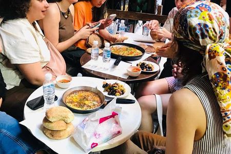 Marrakech: Street Food Tour + Authentic Moroccan Dinner