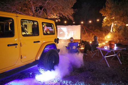 Jeep + Movie + Stars: A Romantic Night in the Las Vegas Mountains