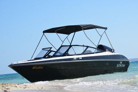Private Speedboat to Hula Hula Paradise Island From Hurghada