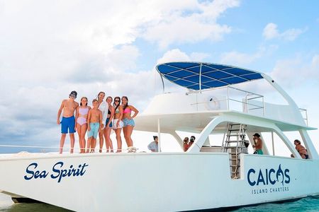 Half Day Private Boat Tour in Caicos Island 
