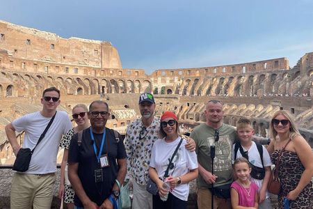 Private Colosseum Tour with Roman Forum and Palatine Hill Access