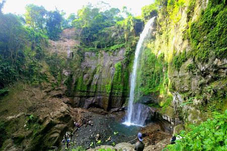 Mount Meru Arusha Napuru Waterfall Hike by Kingstone Asilia