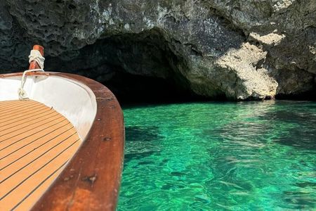 Two hours Boat Tour in Taormina.