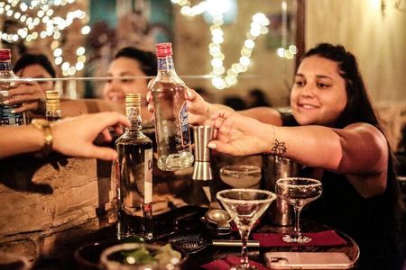 Barcelona Cocktail Masterclass with Tapas 