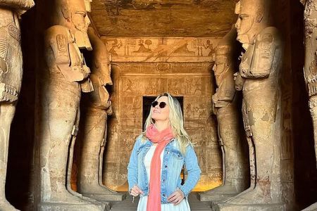 4 Day Nile Cruise From Aswan to Luxor with Balloon and Abu Simbel