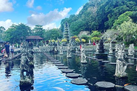 Bali Lempuyang Temple, Water Palace, and Waterfall Tour