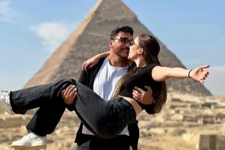 Day Tour to Giza Pyramids and The Great Sphinx