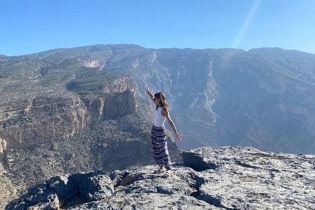 Nizwa Fort-Nizwa Souq-Misfah Al Arbyeen-Jebel Shams - Private Full Day Tour