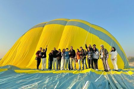 Magical Hot Air Balloon Experience with Refreshments & Transfers