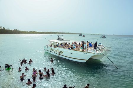 Punta Cana Private Boat Tour with Open Bar and BBQ