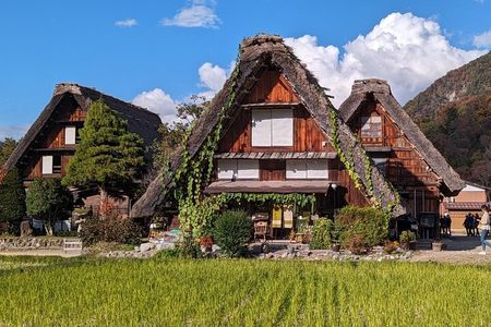 1-Day Takayama Tour: Explore Scenic Takayama and Shirakawago