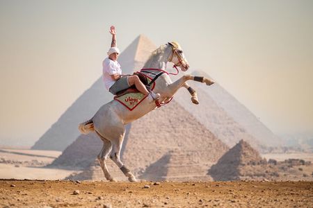 Grand Egyptian Museum Private Tour with Giza Pyramids Photoshoot 