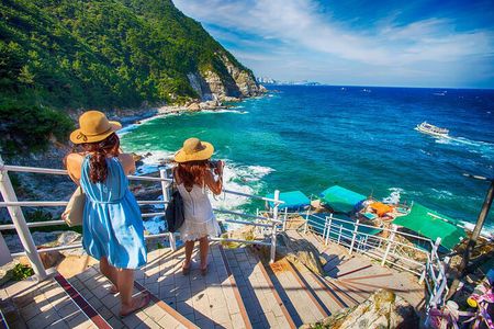 Busan Full-Day City Tour with Gamcheon Village, Sea Temple & more