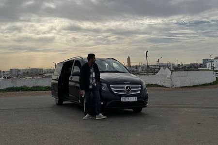Discover Casablanca: Mosque & City Tour