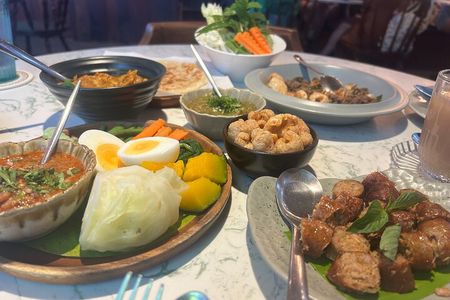 Chiang Mai Private Walking Tasting Tour with Secret Food Tours