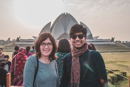Divine Delhi: Full-Day Tour of Temples & Spiritual Sites