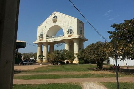 Gambia Banjul City Tour with Crocodile Pool, Arch 22 and More