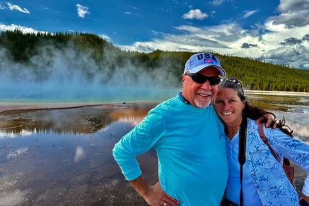 Yellowstone 55+ Adults Only Minibus Tour From West Yellowstone!