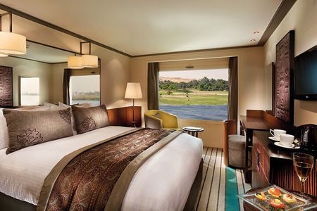 4 Day Nile Cruise Aswan and Luxor Hot Air Balloon with Abu Simbel