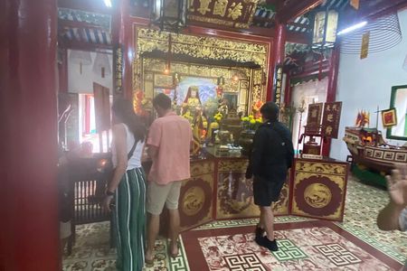 Hoi An Ancient Journey and Local Taste Walking Private Tour 